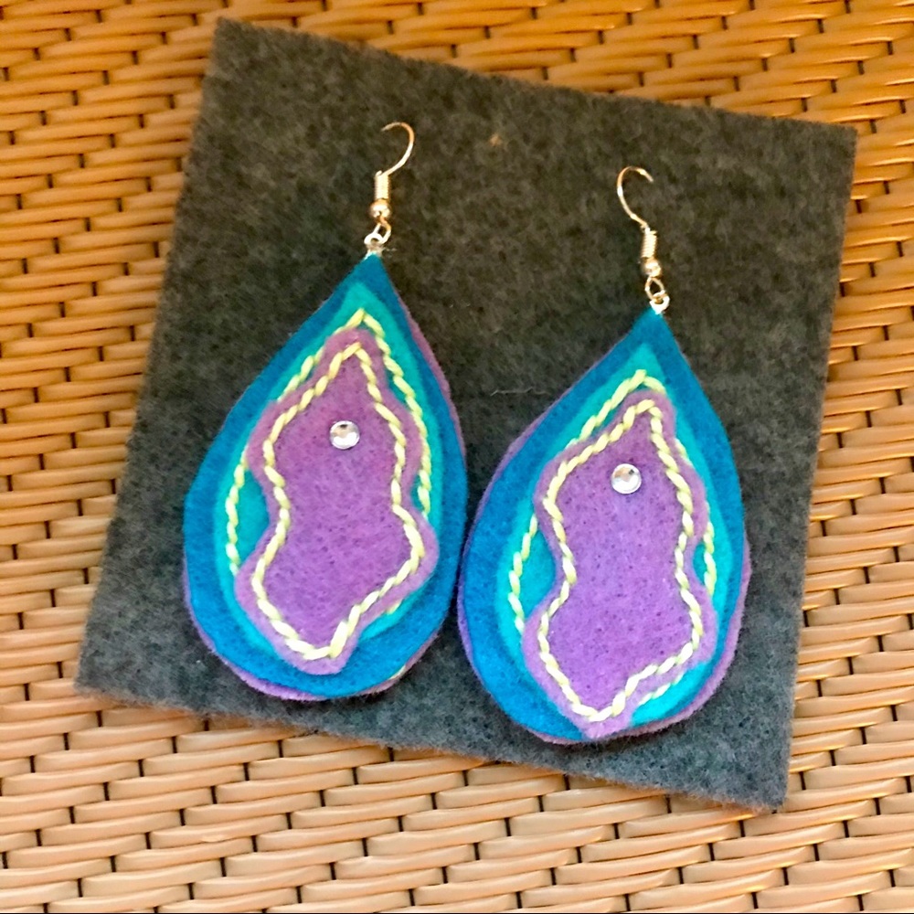 Yoni/Vag/Pussy/Vulva Earrings